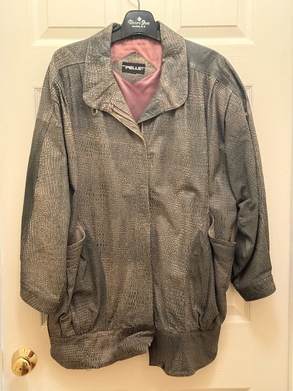 PELLE Women's Textured Metallic Gray Leather Jacket
